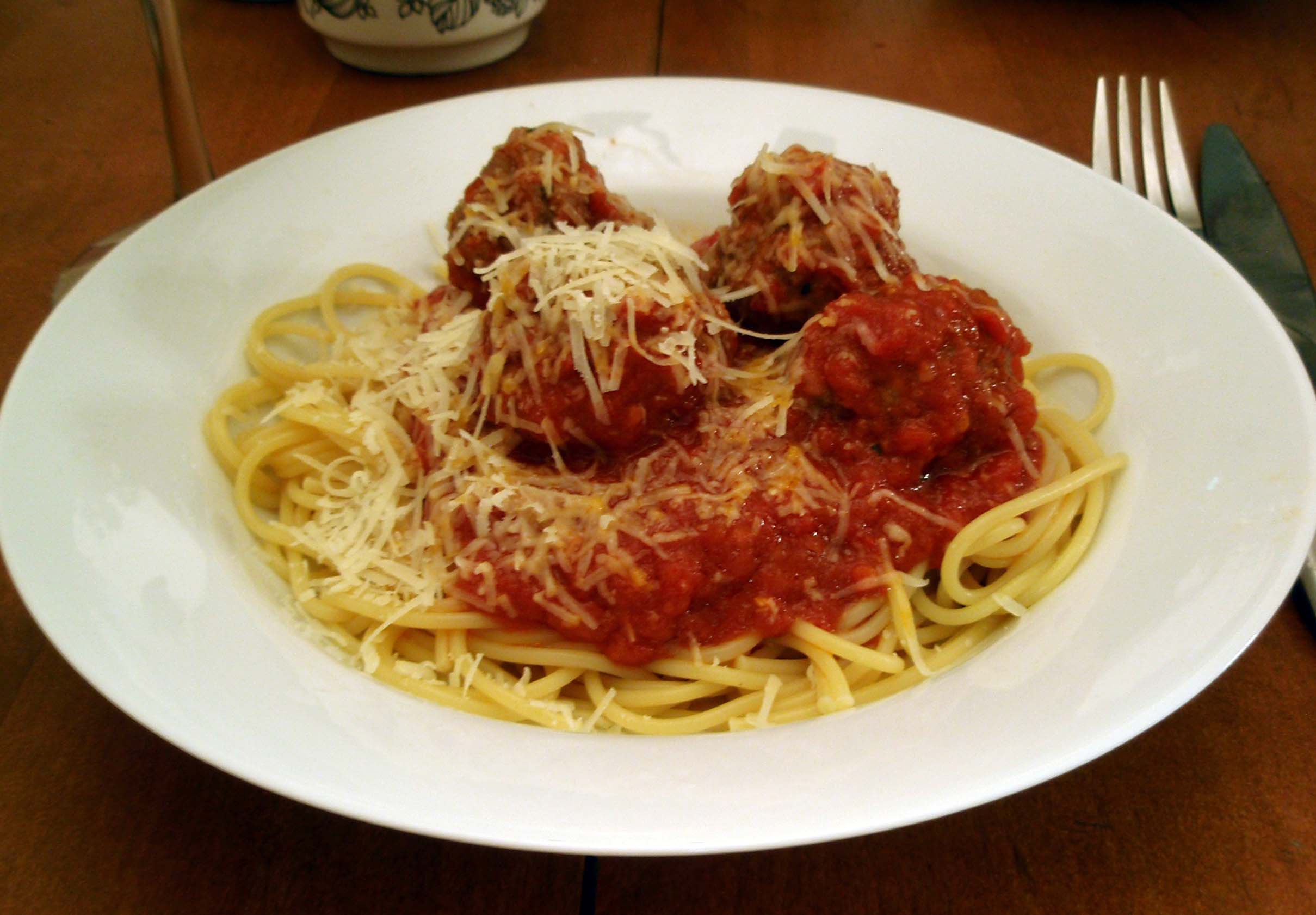 spaghetti and meatballs clipart - photo #46